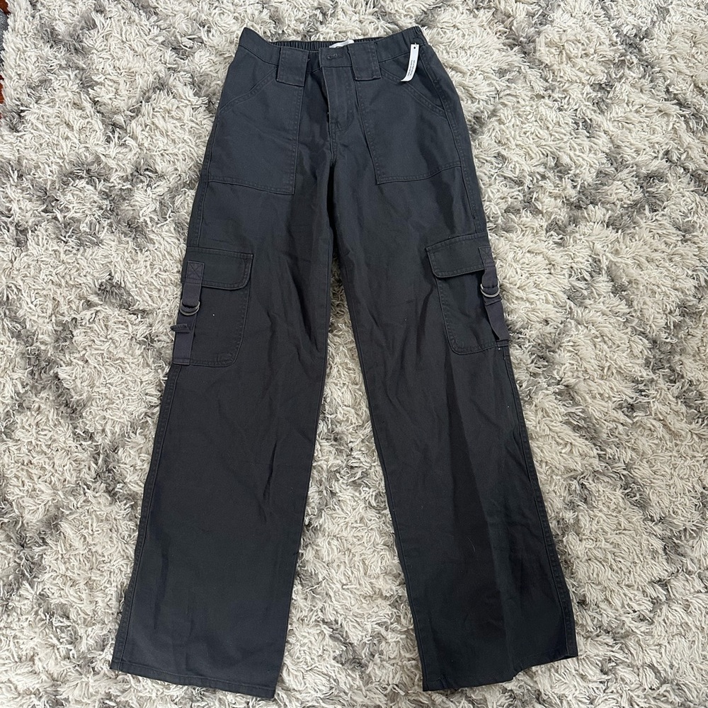 NEVER WORN grey cargo pants size xs